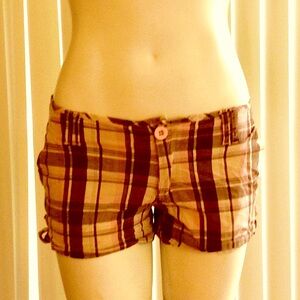🌸MYTH🌸 COTTON BLEND STRETCH PLAID LOW RISE ROLL TAB HEM POCKET SHORTS EUC🦩